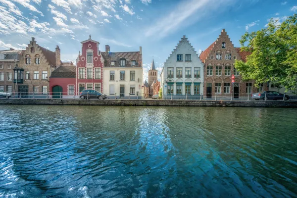Langerei zicht Sint-Gilliskerk