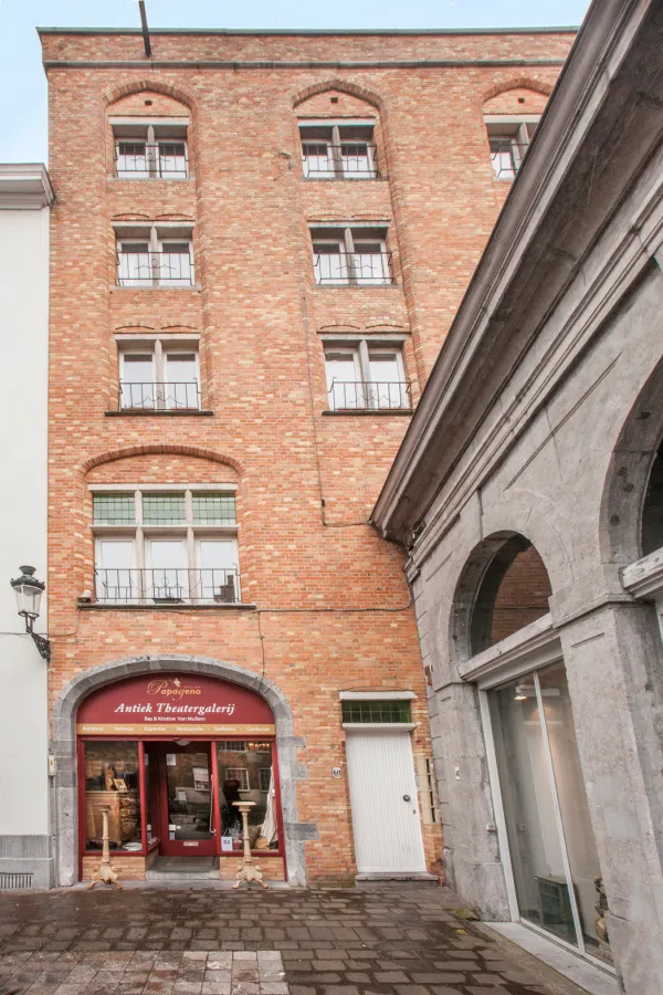 Antiek Theatergalerij – Atelier Papageno