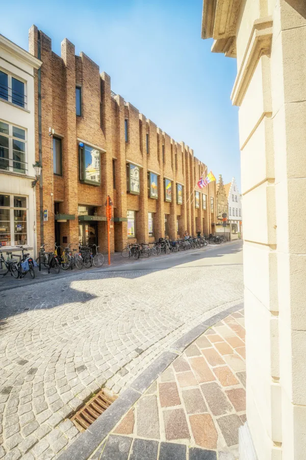 Hoofdbibliotheek Biekorf (Biblioteca Central)