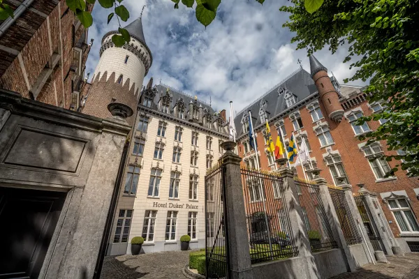 Prinsenhof (Corte de los Príncipes)