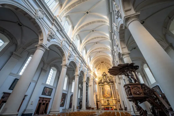 Sint-Walburgakerk (Iglesia de Santa Walburga)