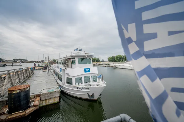 Captain Blue (Havenrondvaart in Zeebrugge)