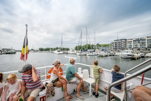Captain Blue (Havenrondvaart in Zeebrugge)